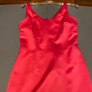 Beautiful Ann Taylor Size 6 Fuschia Satin Dress